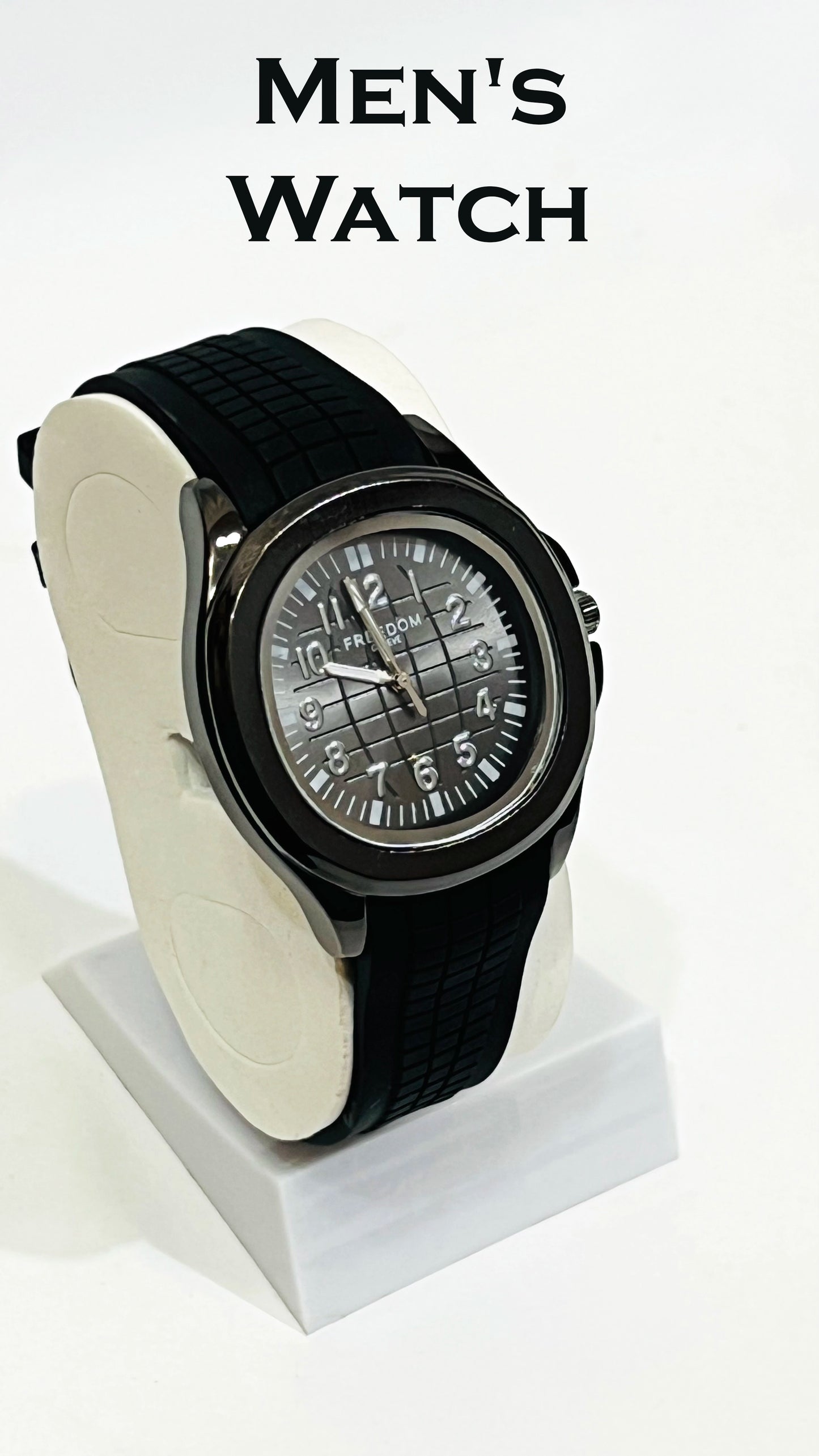MAN'S GOOD QUALITY SILICONE STRAP WATCH